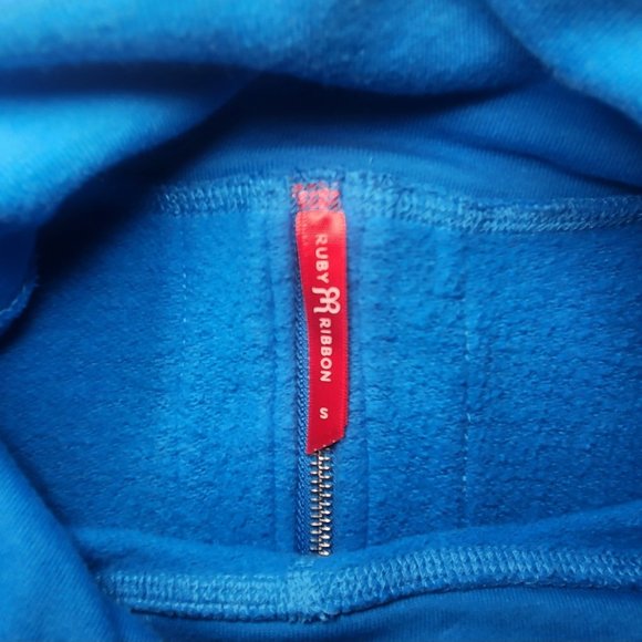 Ruby Ribbon Zip Back Sweatshirt #1661 - Picture 13 of 13